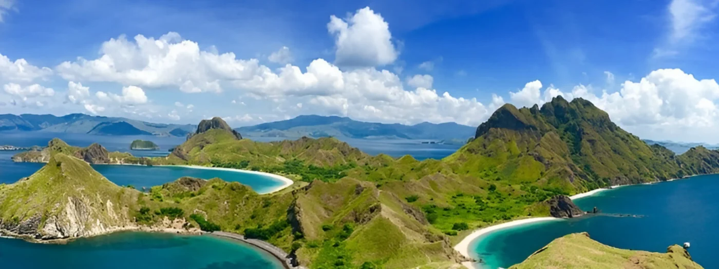 Wisata Nusa Tenggara Mutiara Katulistiwa